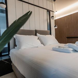 Suite executive